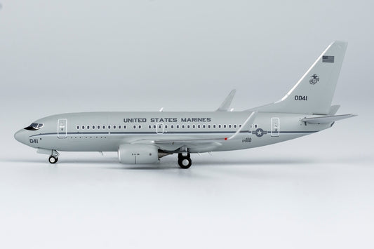 NG Models 1:400 US Marines C-40A Clipper NG 77046