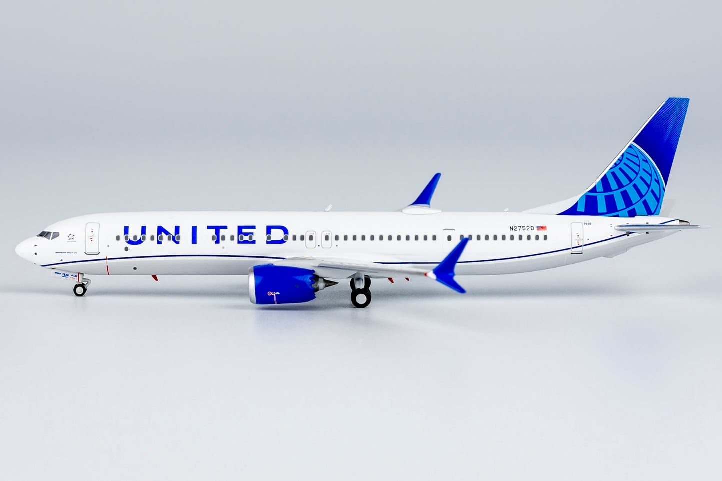 NG Models 1:400 United Airlines Boeing 737 MAX 9 N27520 NG 89012