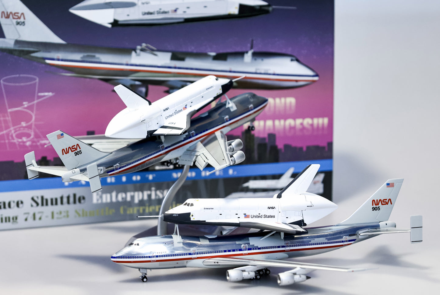 Patriot Models 1:400 NASA Boeing 747-123 (SCA) N905NA with “Enterprise” Space Shuttle