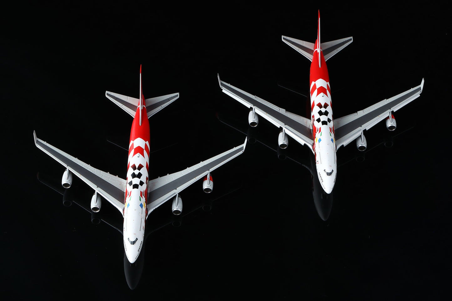 HX Models 1:400 Qantas Boeing 747-400 VH-OJC "2000 Australian Grand Prix"