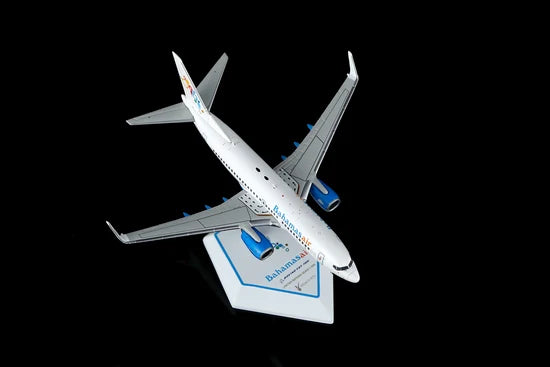 Pre-Order Legacy Jets 1:400 Bahamasair Boeing 737-700 C6-BFY LJ11516-10