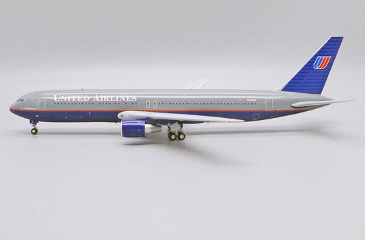JC Wings 1:200 United Airlines Boeing 767-300 N666UA "Battleship" XX20159