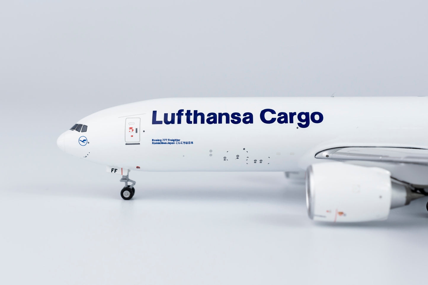 NG Models 1:400 Lufthansa Cargo Boeing 777F D-ALFF NG 72003