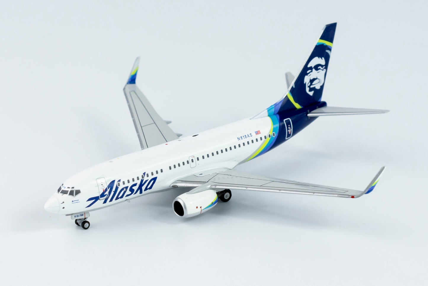 NG Models 1:400 Alaska Airlines Boeing 737-700 N618AS NG 77017