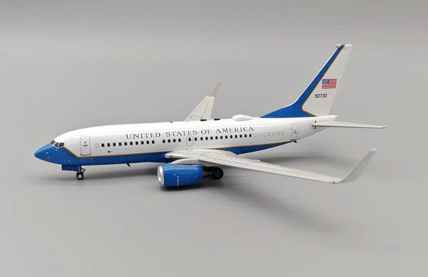 JFox 1:200 U.S. Air Force C-40 (737-700) JF-737-007