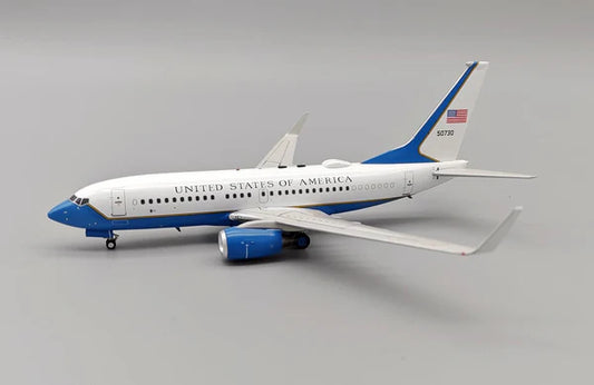JFox 1:200 U.S. Air Force C-40 (737-700) JF-737-007